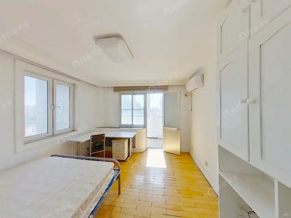 北京中国社会科学院干面宿舍2室1厅69.2平高楼层/共18层