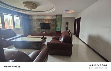 北京金地广场4室2厅148平高楼层/共28层