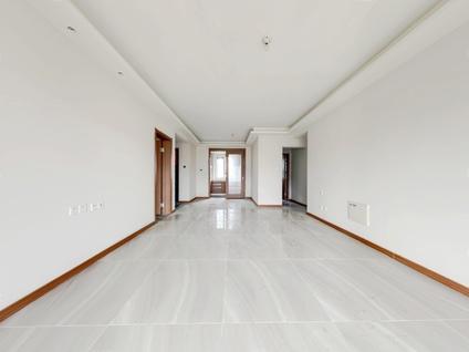 青岛旭辉银盛泰星悦城(北区)3室1厅120平中楼层/共11层