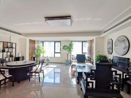 济南万科大都会3室2厅206平中楼层/共27层