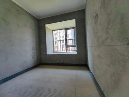 北京一曲晴江3室1厅83平中楼层/共13层