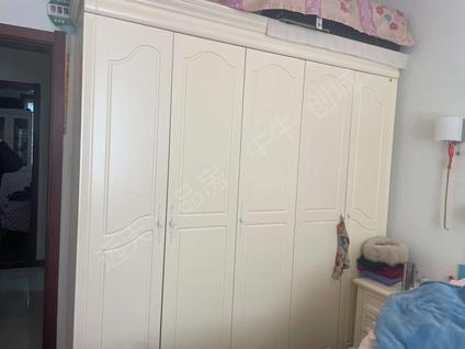 北京明日·世纪花园3室2厅104平低楼层/共11层