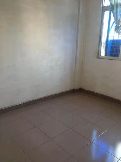 江门景三新村3室2厅68平高楼层/共8层