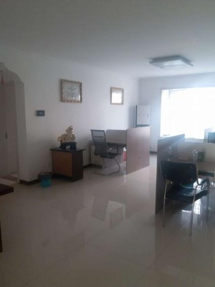 北京龙田府邸3室2厅140平低楼层/共18层