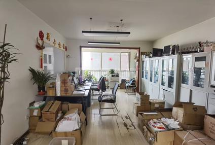 北京金座雅园(一期)4室2厅151平低楼层/共34层