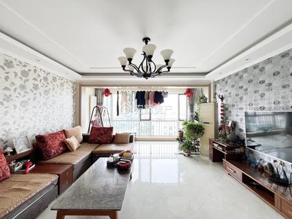 北京康乐花园3室2厅136平高楼层/共14层