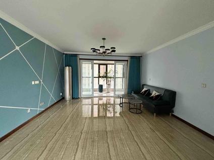 北京碧桂园翡翠公馆4室2厅149平低楼层/共33层