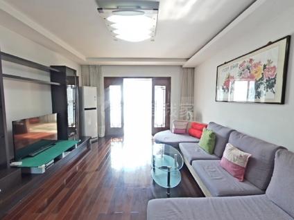 南京万欣花园3室2厅174.87平高楼层/共6层