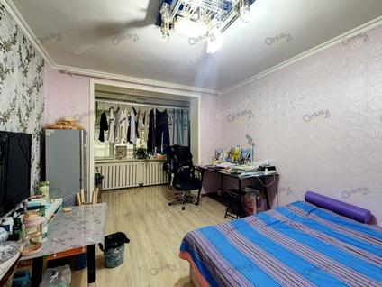 北京八一中学家属院2室1厅70.23平低楼层/共7层