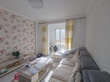 呼和浩特阳光诺卡(二期)2室2厅93平中楼层/共18层