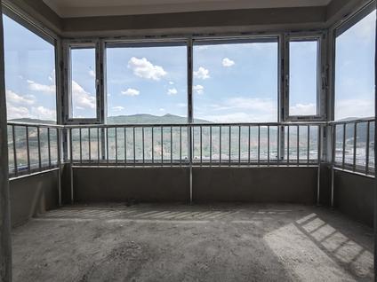 北京银胜铂金府邸2室2厅106平高楼层/共33层