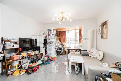 北京保利西山林语2室1厅87.89平低楼层/共9层