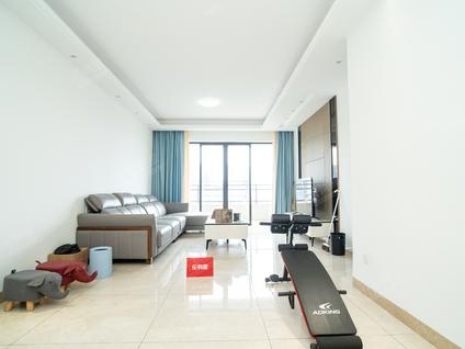 江门绿茵高尔夫3室2厅98.98平高楼层/共33层