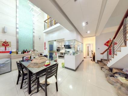 北京万科四季花城5室2厅250.5平低楼层/共3层