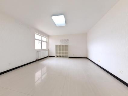 北京美丽的院子3室2厅105.86平中楼层/共33层