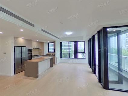 上海前滩华唐名邸4室2厅198.85平低楼层/共14层