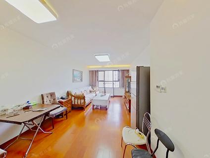 北京新里西斯莱公馆2室1厅81.84平中楼层/共18层