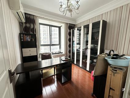 北京塞尚公馆3室2厅115平中楼层/共27层