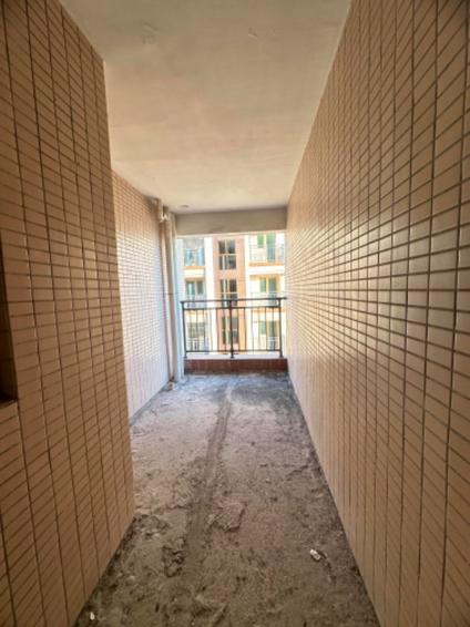 北京锦泰滨河花园3室2厅112平高楼层/共17层