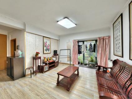 北京亚东国际公寓4室2厅136.88平低楼层/共27层