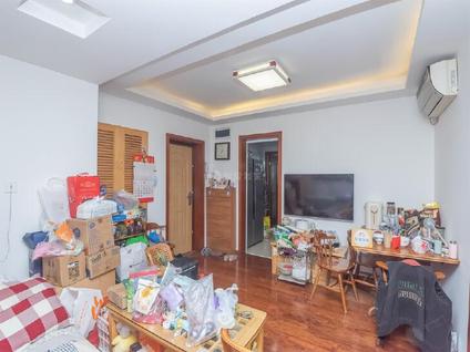 上海金杨新村(一街坊)3室1厅79.44平中楼层/共6层