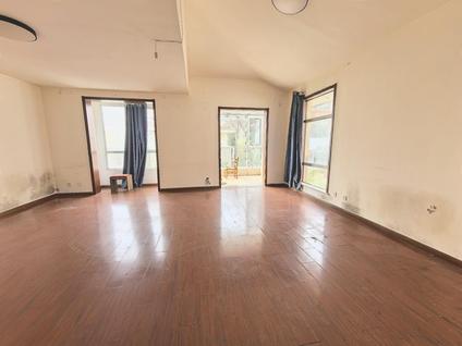 北京天齐花园7室3厅406.53平低楼层/共3层