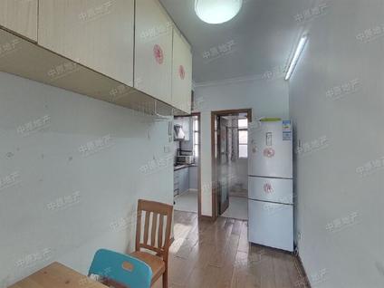 北京泾东小区1室2厅40.8平高楼层/共6层