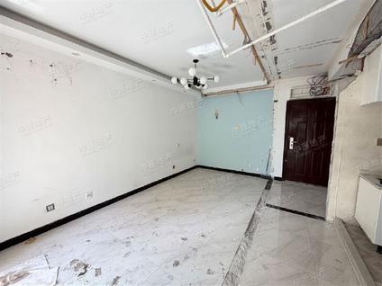 北京君莲新城(广润苑)1室1厅59.55平低楼层/共17层