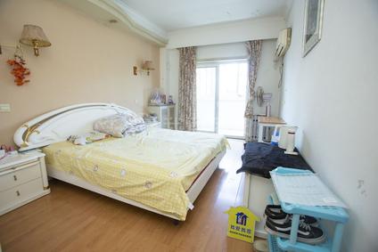 北京晨熙公寓4室2厅156.22平高楼层/共6层