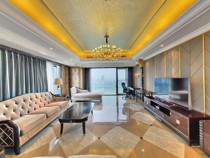 北京融创玖玺台4室1厅276.1平中楼层/共36层