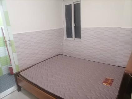 北京美景花园(花都)1室1厅28平中楼层/共8层