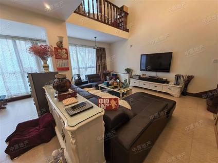 北京安亭新镇(颂苑)3室2厅158.98平低楼层/共4层