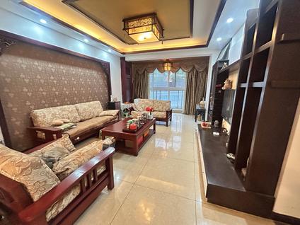 宜宾玲珑雅景3室2厅105平低楼层/共10层