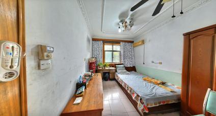 北京富华小区1室1厅36平中楼层/共5层