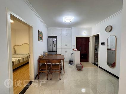 北京上河城外滩3室2厅94.6平中楼层/共31层