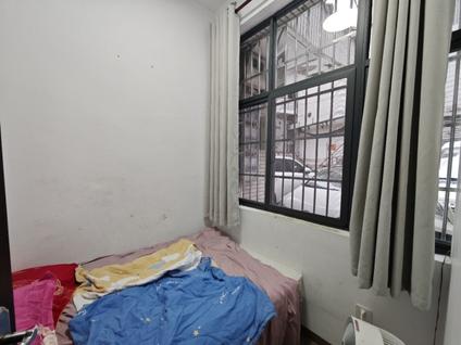 北京海富大厦2室1厅48.81平低楼层/共20层