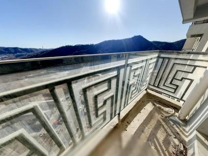 承德兴盛汇水湾3室2厅114平中楼层/共26层
