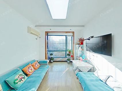 北京海逸半岛1室1厅63.43平低楼层/共14层