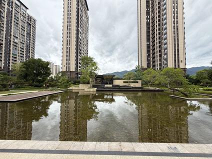 北京璞玉滨江3室2厅88.76平中楼层/共27层