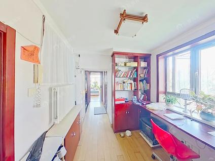 北京小关北里2室1厅57平中楼层/共6层