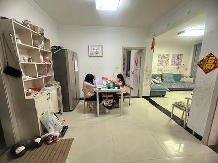 北京塞尚公馆2室2厅85平低楼层/共27层