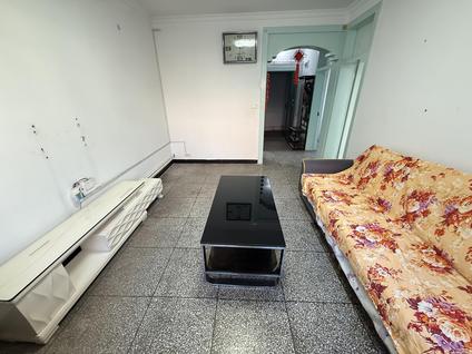 北京物资供应处家属院1室1厅65平低楼层/共6层