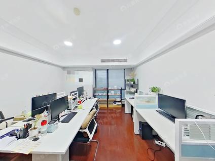 北京新城时代广场3室1厅93.03平低楼层/共27层