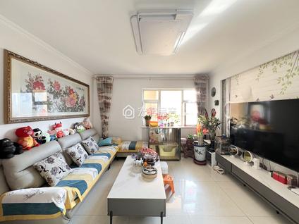 北京新科时代3室2厅125.31平低楼层/共14层