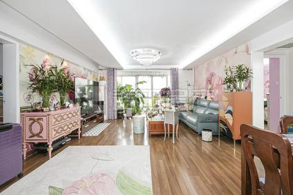 北京欧陆经典3室2厅142平中楼层/共26层