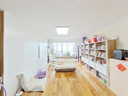 北京嘉铭桐城(C区)3室2厅135.11平高楼层/共28层