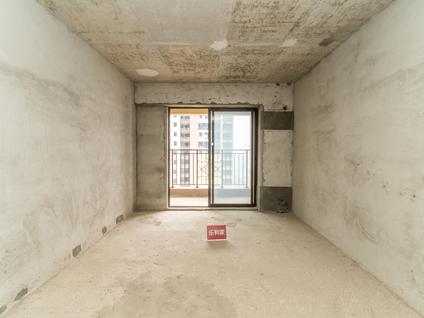 江门保利中宇花园3室2厅89.16平高楼层/共33层