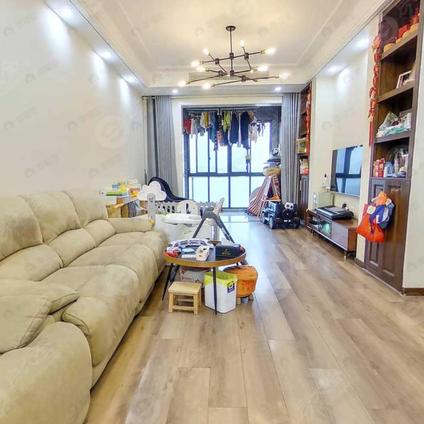 北京新湖庐山国际3室2厅126平高楼层/共32层