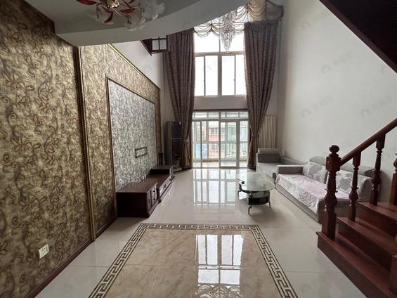 北京路劲太阳城(蓝山园)3室2厅201.37平高楼层/共3层