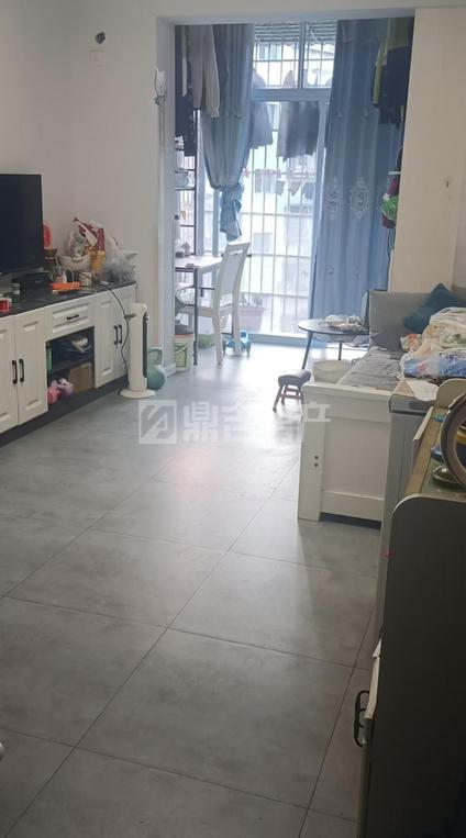 重庆荣昌工人村2室2厅59平高楼层/共7层